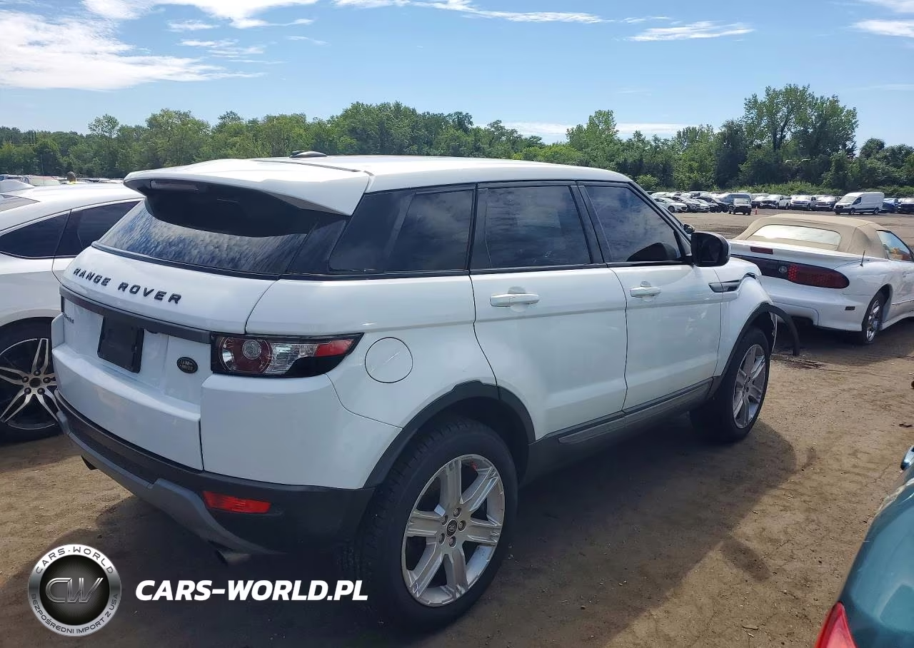 2013 Land Rover Range Rover Evoque Pure VIN:SALVN2BG8DH735547 - 3