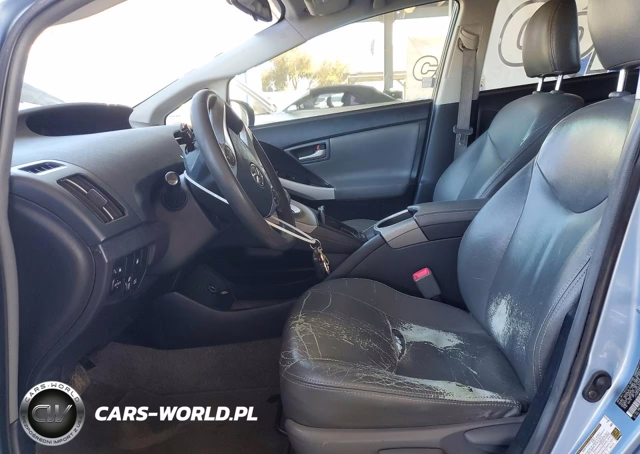 2012 Toyota Prius Plug-In Hybrid Base VIN:JTDKN3DP0C3015328 - 7