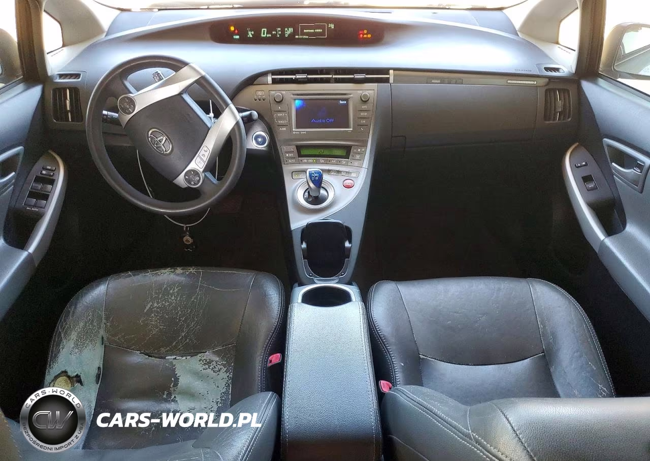 2012 Toyota Prius Plug-In Hybrid Base VIN:JTDKN3DP0C3015328 - 8