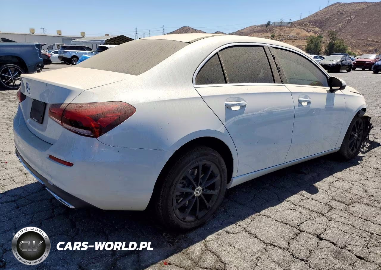 2020 Mercedes-Benz A 220 VIN:W1K3G4EB5LW043525 - 3