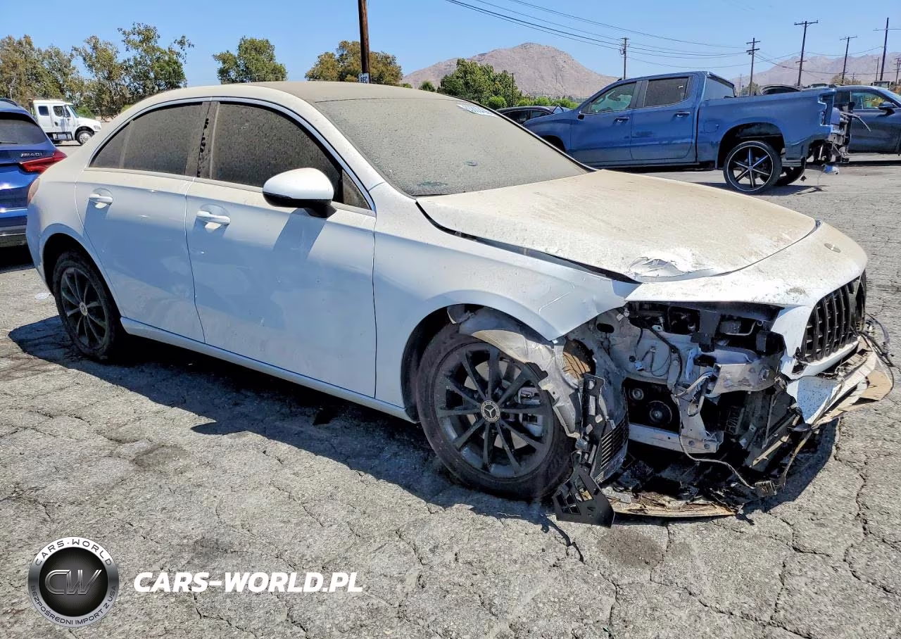 2020 Mercedes-Benz A 220 VIN:W1K3G4EB5LW043525 - 4