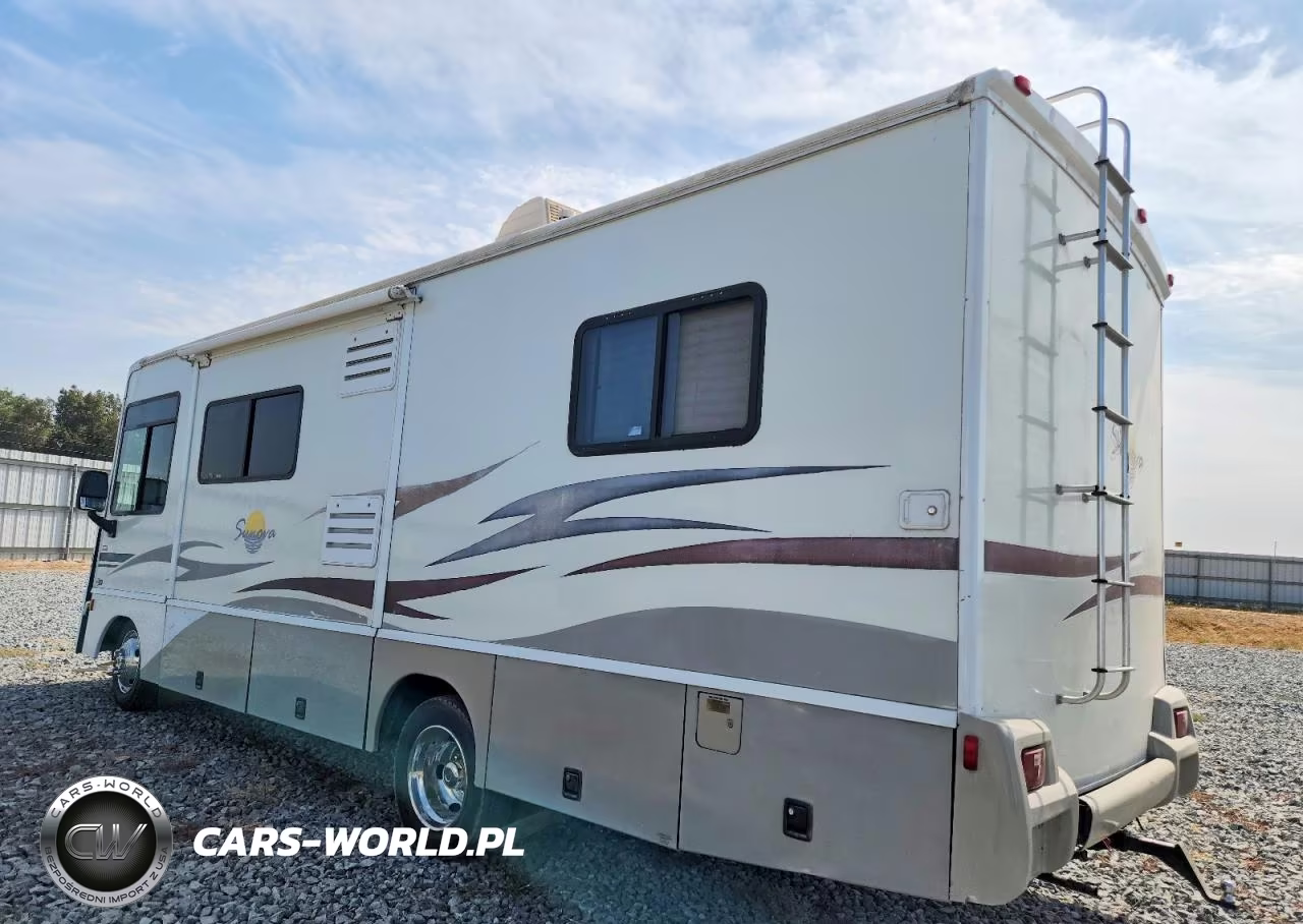 2004 Winnebago Sunova Rv VIN:5B4KP57G643396451 - 3