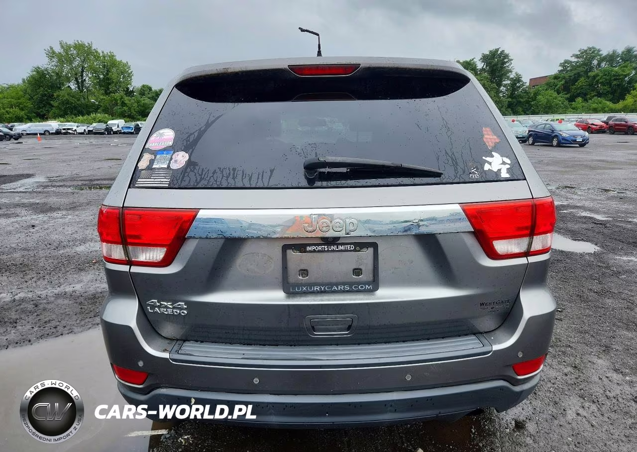 2013 Jeep Grand Cherokee Laredo VIN:1C4RJFAG6DC561195 - 6