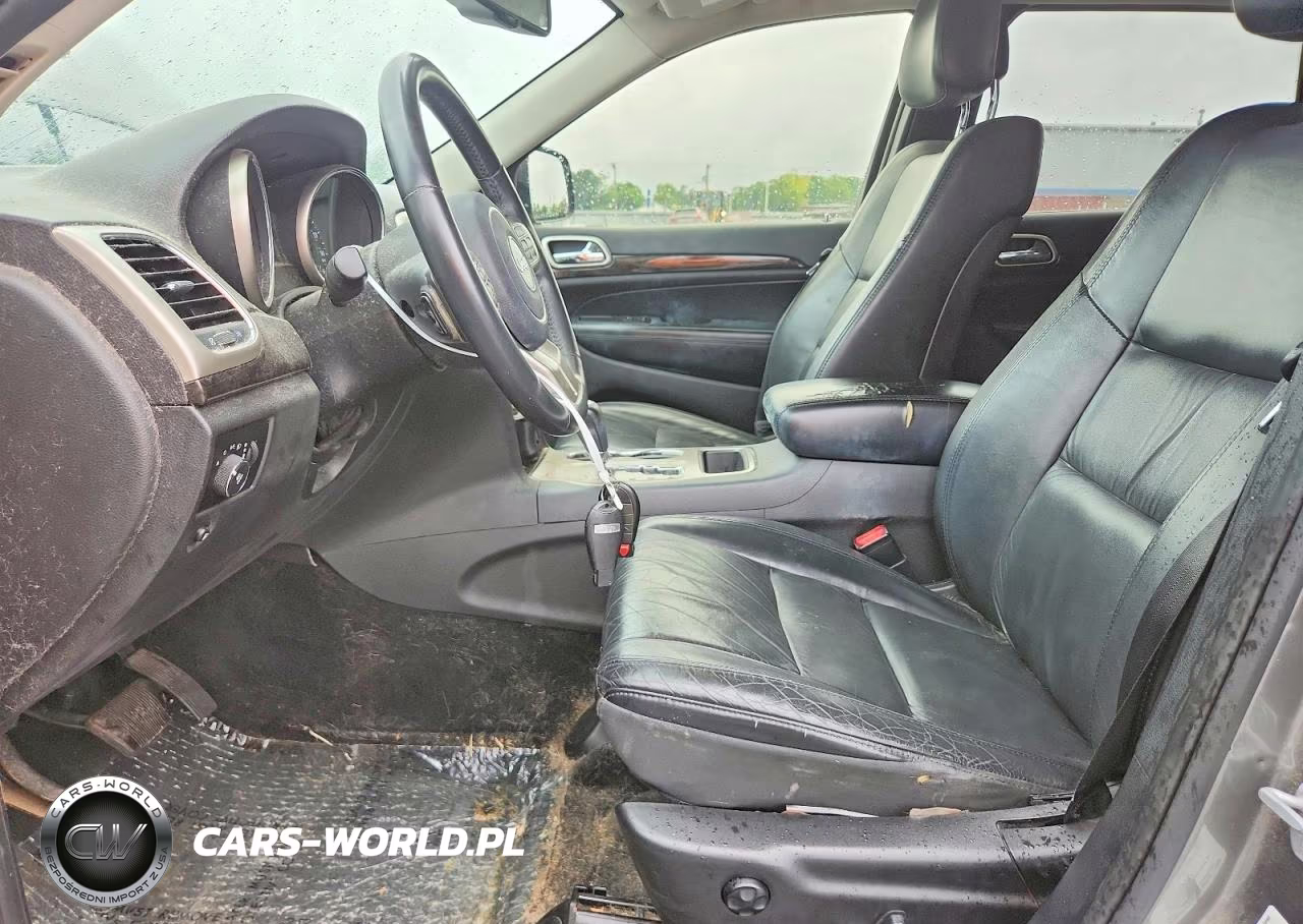 2013 Jeep Grand Cherokee Laredo VIN:1C4RJFAG6DC561195 - 7