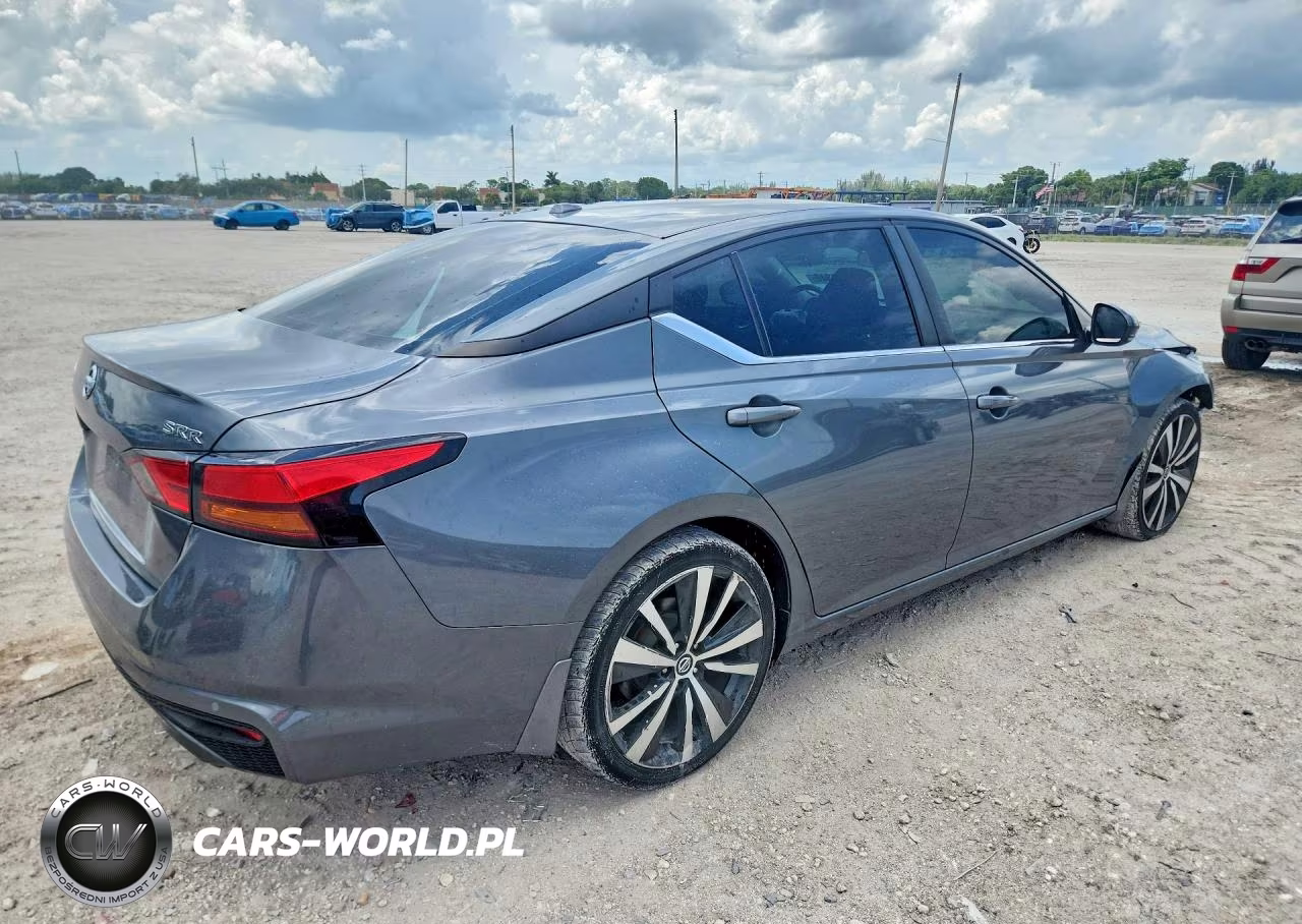 2020 Nissan Altima Sr VIN:1N4BL4CV5LN305795 - 3