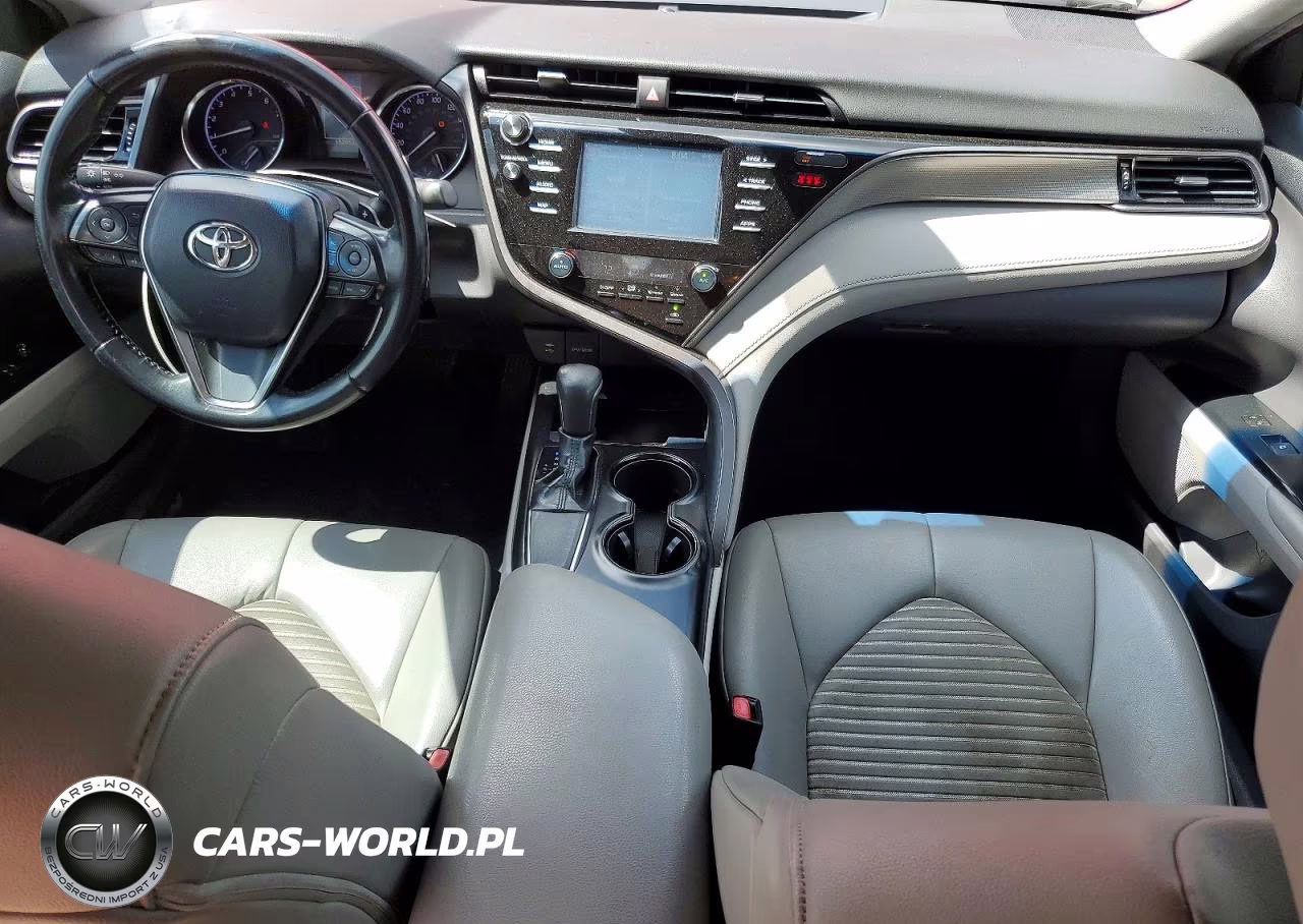 2019 Toyota Camry Se VIN:4T1B11HK8KU205784 - 8