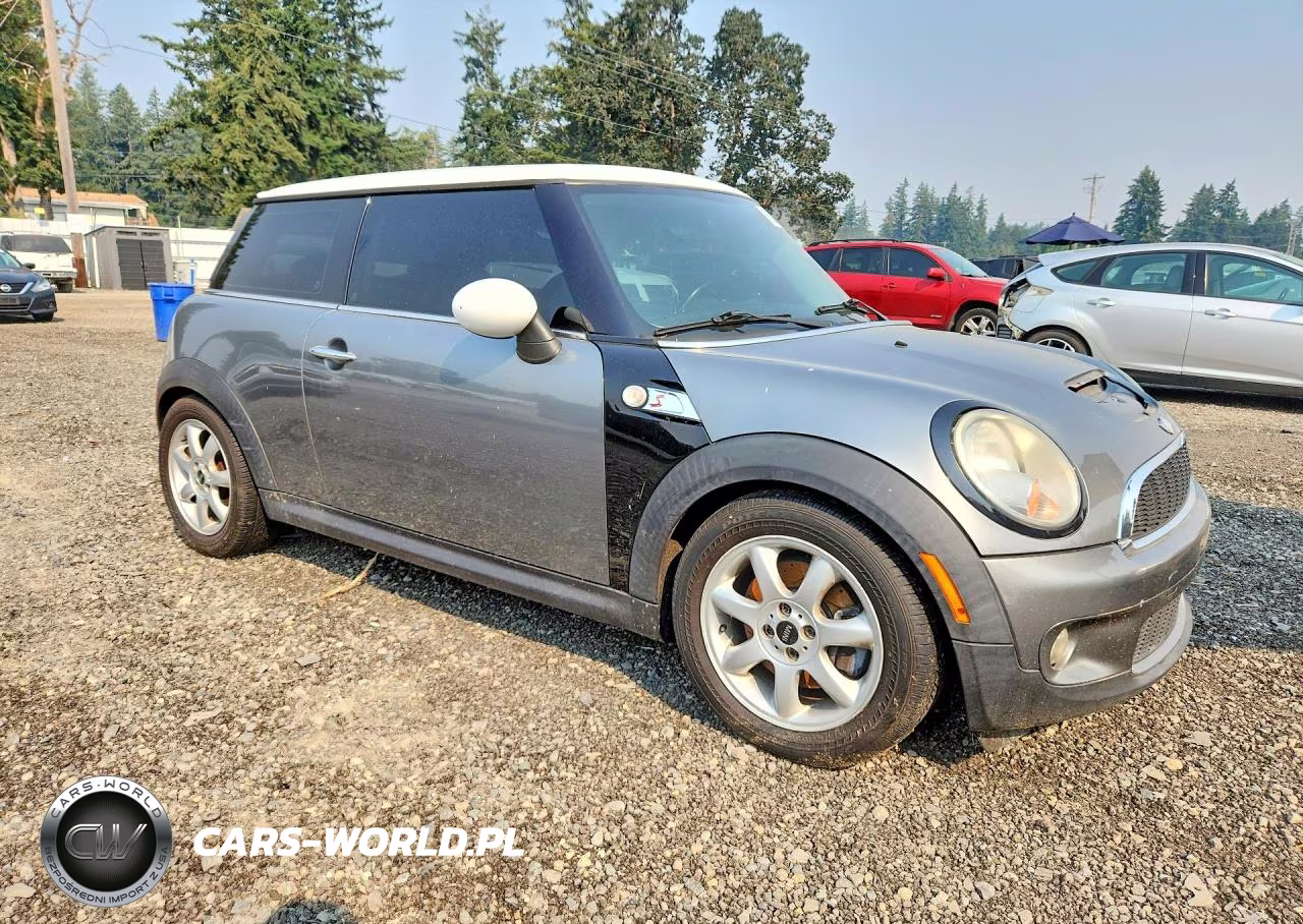 2007 Mini Cooper S VIN:WMWMF73557TL85058 - 4