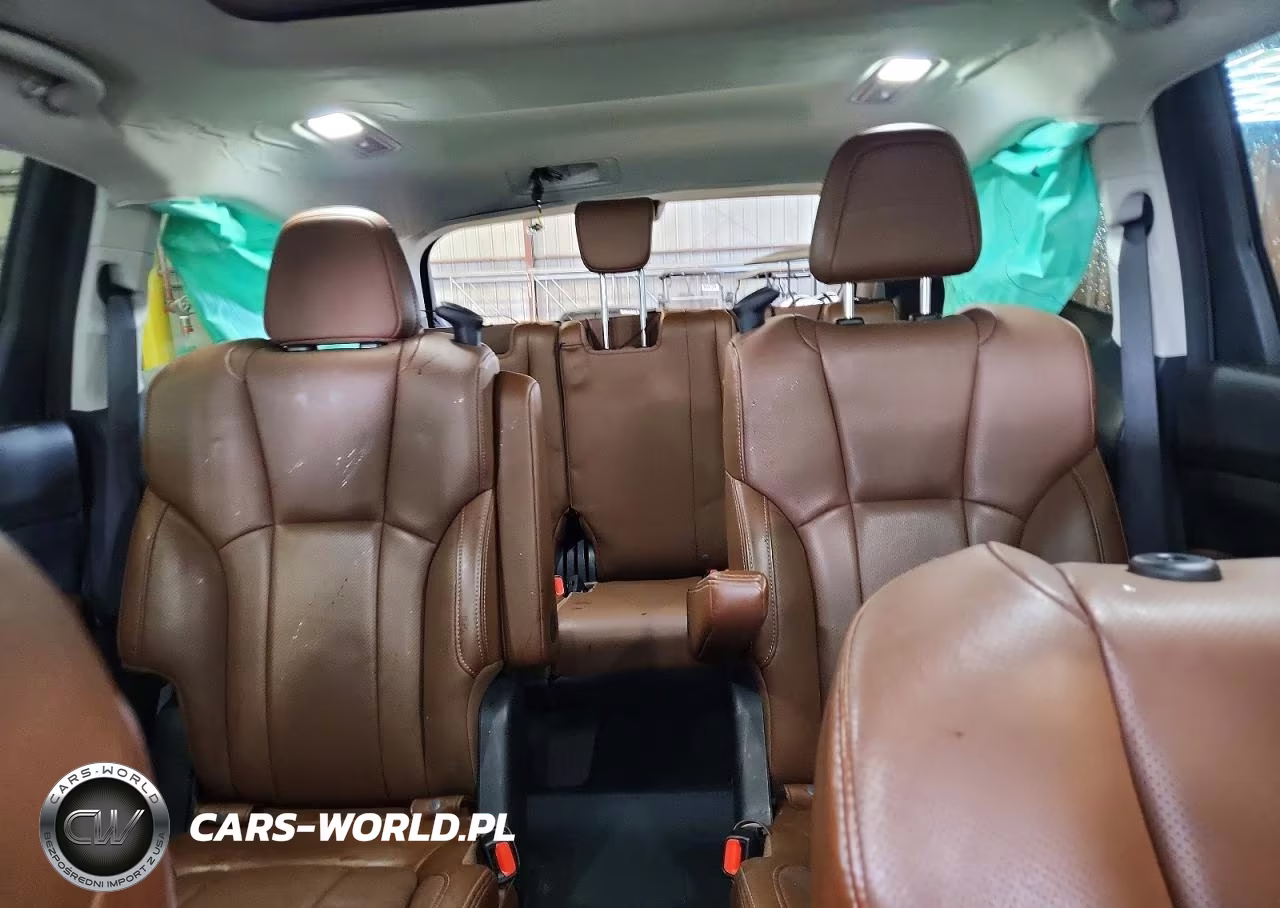 2019 Subaru Ascent Touring VIN:4S4WMARD2K3469694 - 10