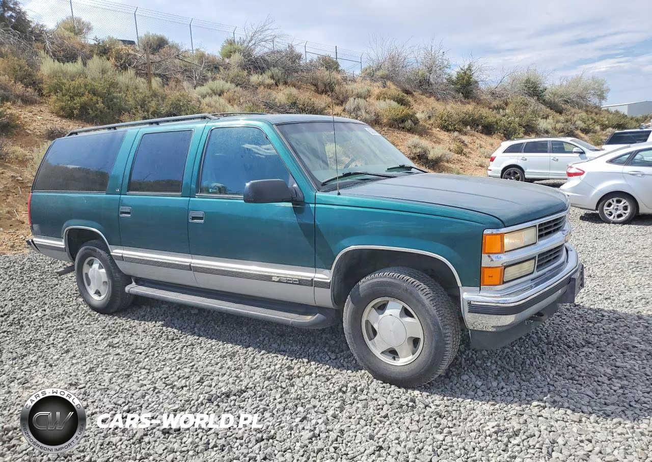 1997 Chevrolet Suburban K1500 VIN:3GNFK16R8VG117402 - 4