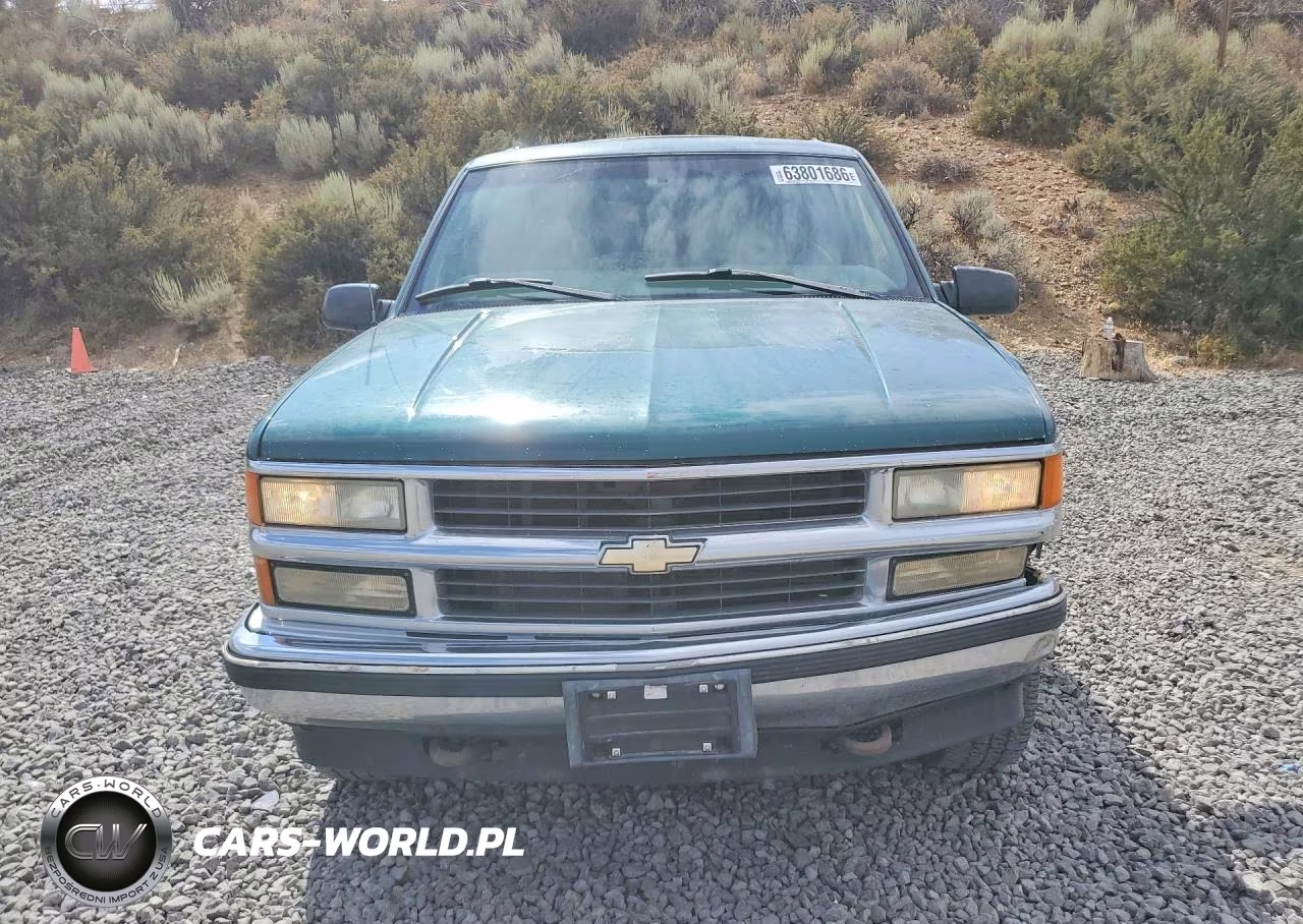 1997 Chevrolet Suburban K1500 VIN:3GNFK16R8VG117402 - 5