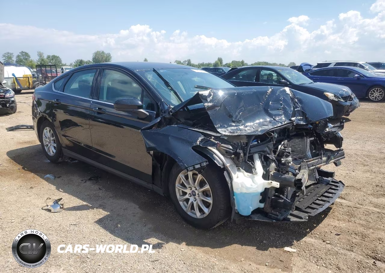 2016 Ford Fusion S VIN:3FA6P0G72GR213444 - 4