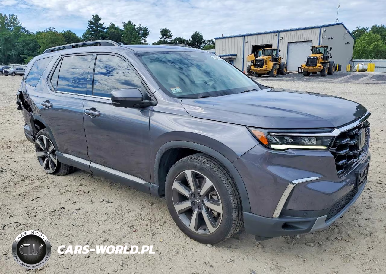2023 Honda Pilot Elite VIN:5FNYG1H80PB010666 - 4
