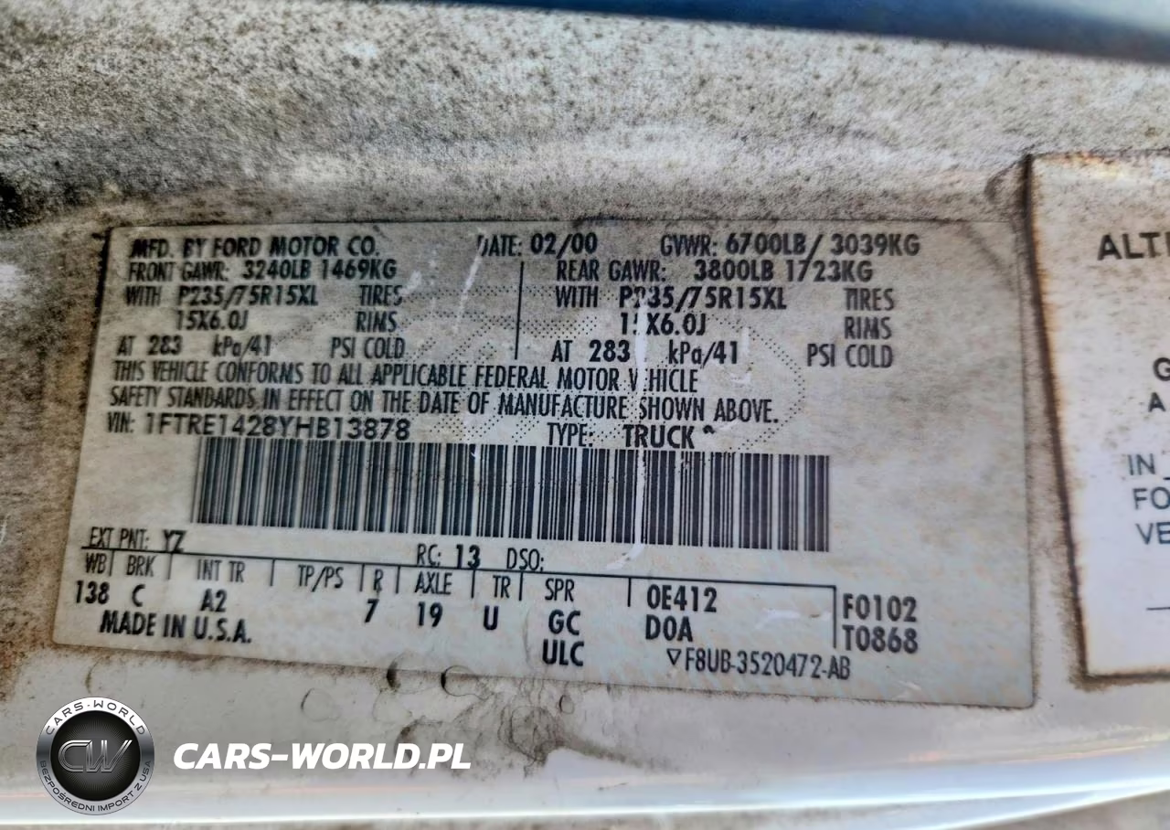 2000 Ford Econoline E150 Van VIN:1FTRE1428YHB13878 - 13