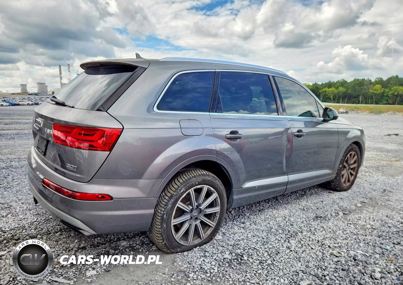 2017 Audi Q7 Premium VIN:WA1AAAF76HD019727 - 3