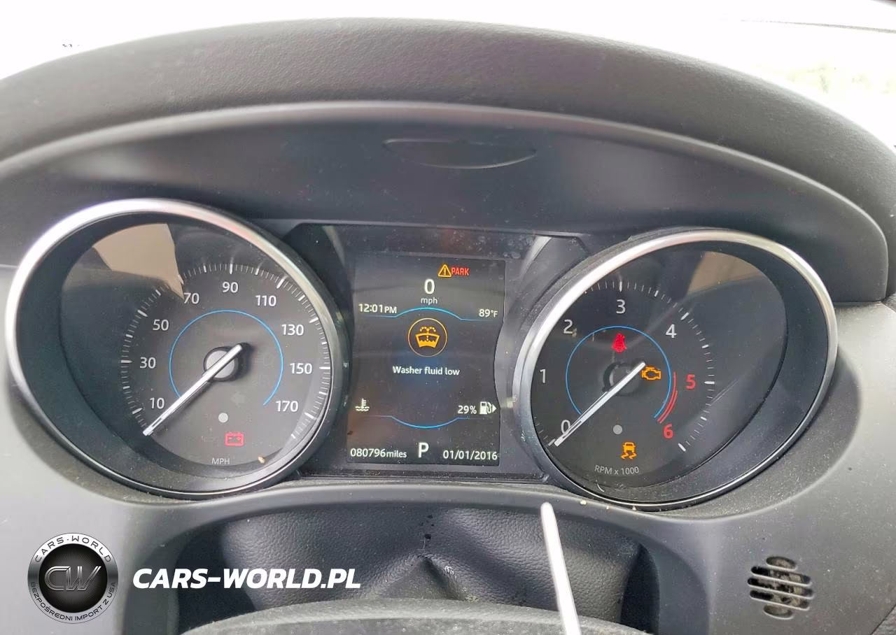2018 Jaguar F-Pace Premium VIN:SADCJ2FN1JA263395 - 9