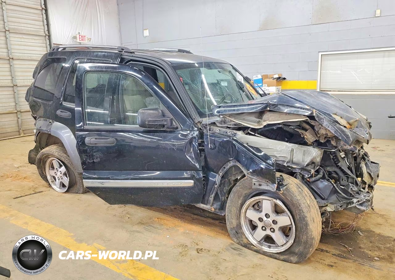2006 Jeep Liberty Sport VIN:1J4GL48K56W190638 - 4