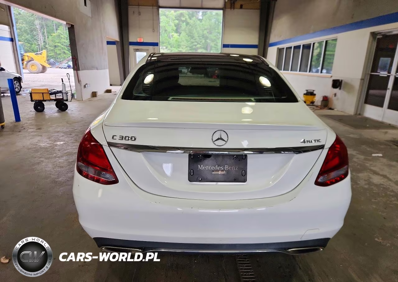 2016 Mercedes-Benz C 300 4Matic VIN:55SWF4KB3GU127074 - 6