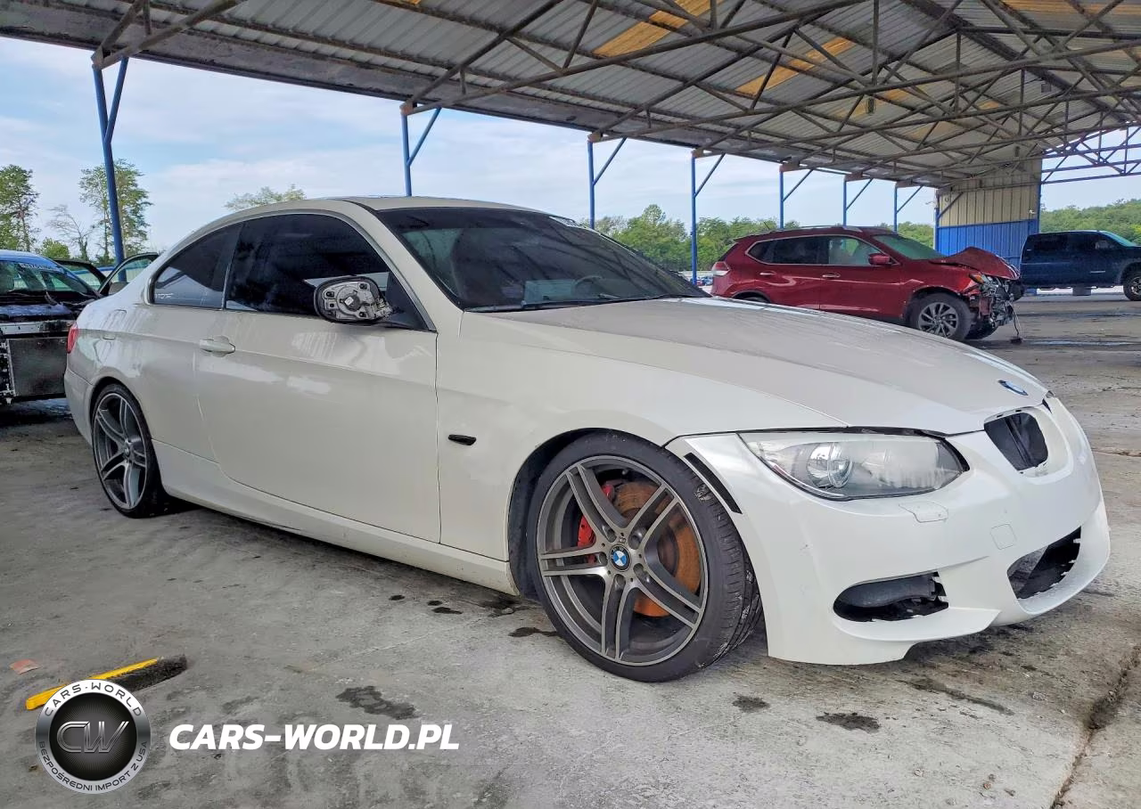2011 BMW 335 Xi VIN:WBAKF9C52BE620550 - 4