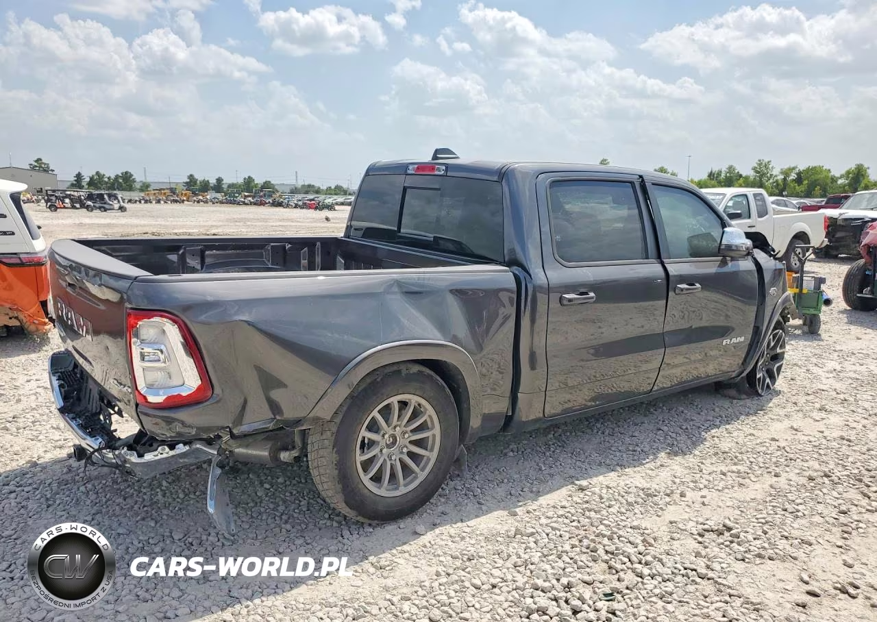 2026 Ram 1500 Laramie VIN:1C6SRFJT1TN290225 - 3