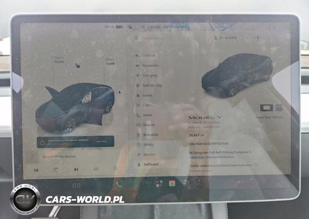 2024 Tesla Model Y VIN:7SAYGDEE7RF027045 - 9