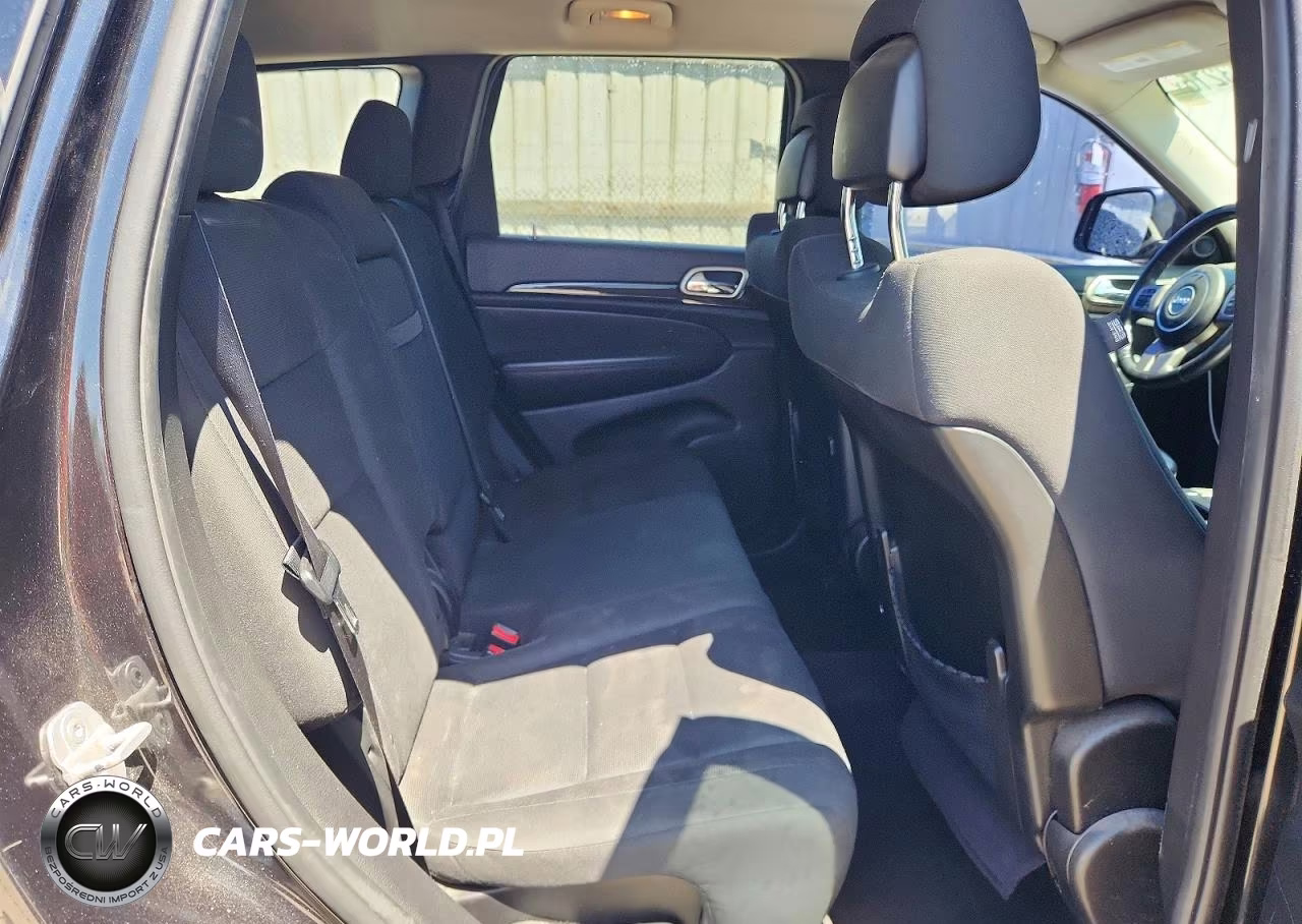 2013 Jeep Grand Cherokee Laredo VIN:1C4RJEAG8DC574072 - 11