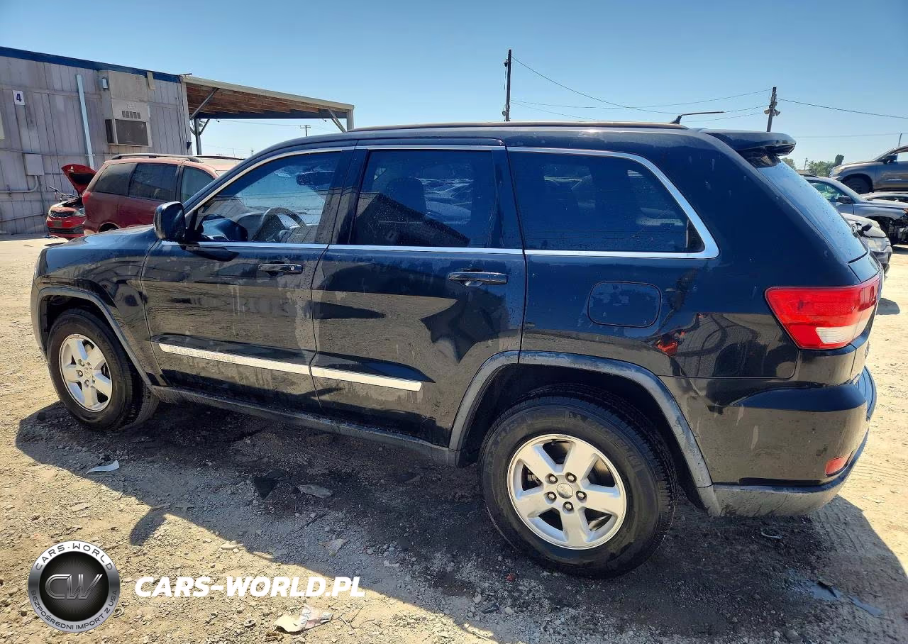 2013 Jeep Grand Cherokee Laredo VIN:1C4RJEAG8DC574072 - 2
