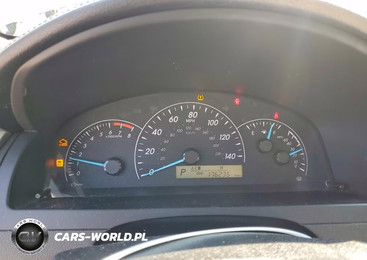 2012 Toyota Camry L VIN:4T4BF1FK5CR161898 - 9
