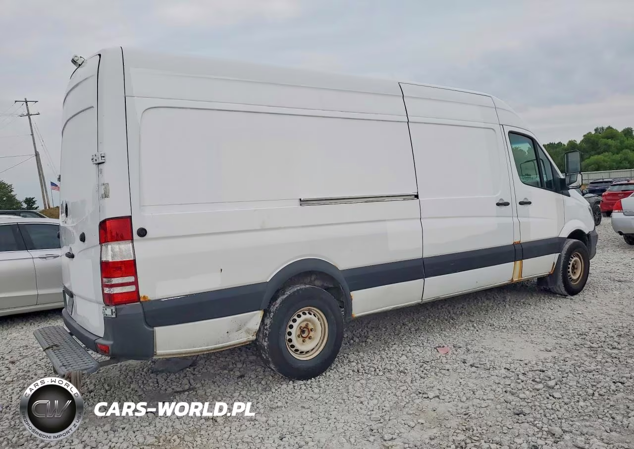 2015 Mercedes-Benz Sprinter 2500 VIN:WD3PE8DB6FP131728 - 3