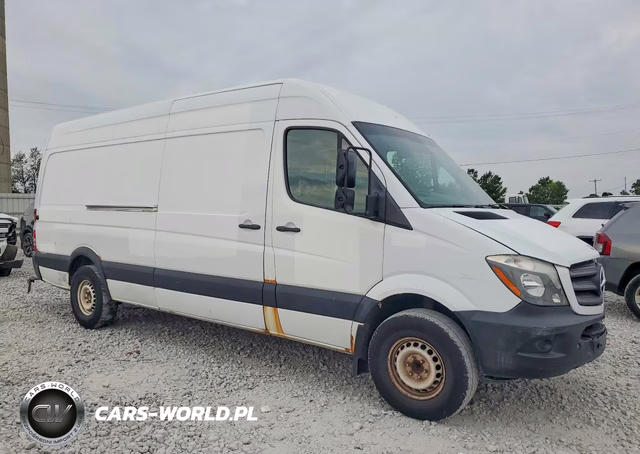 2015 Mercedes-Benz Sprinter 2500 VIN:WD3PE8DB6FP131728 - 4