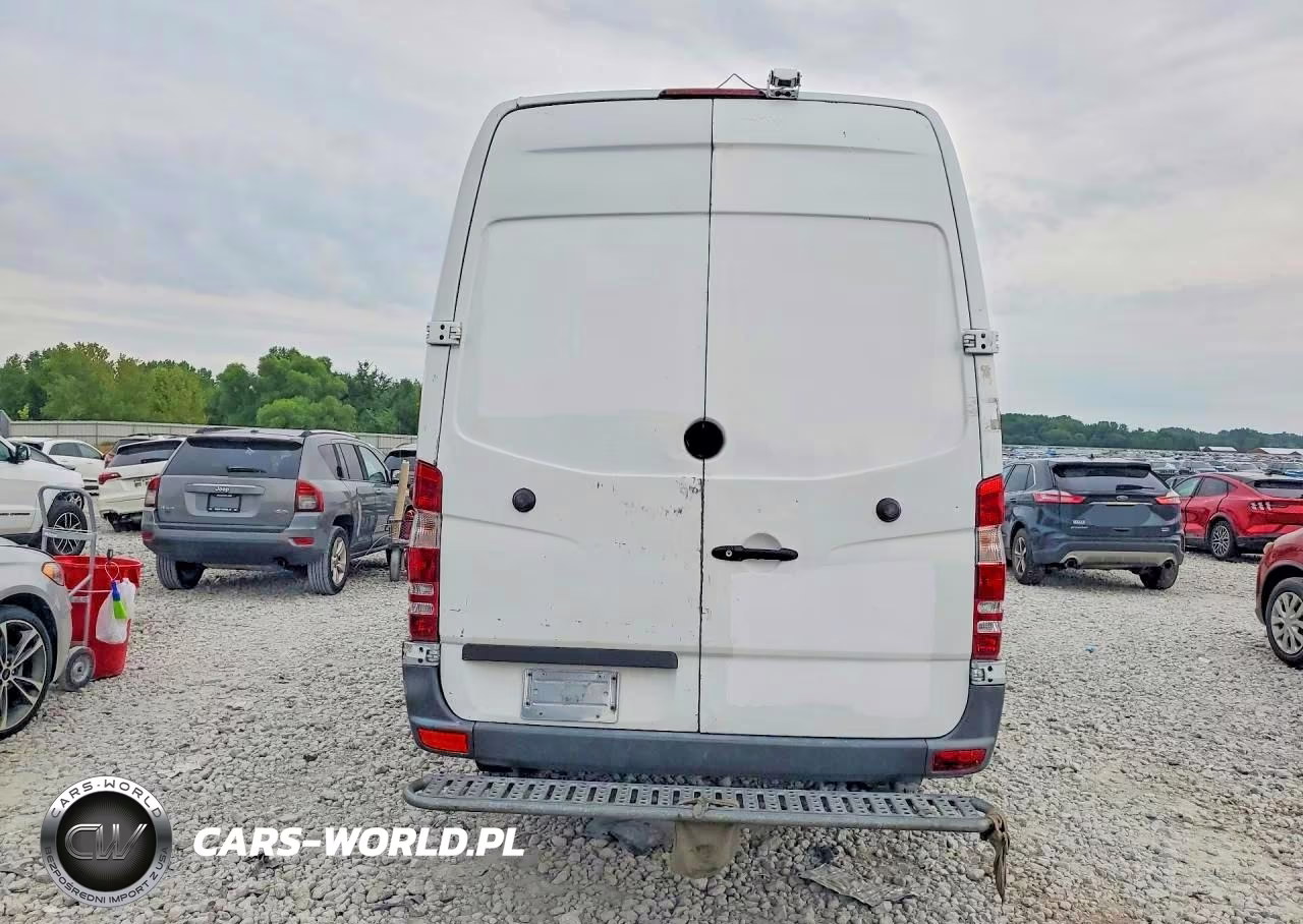 2015 Mercedes-Benz Sprinter 2500 VIN:WD3PE8DB6FP131728 - 6