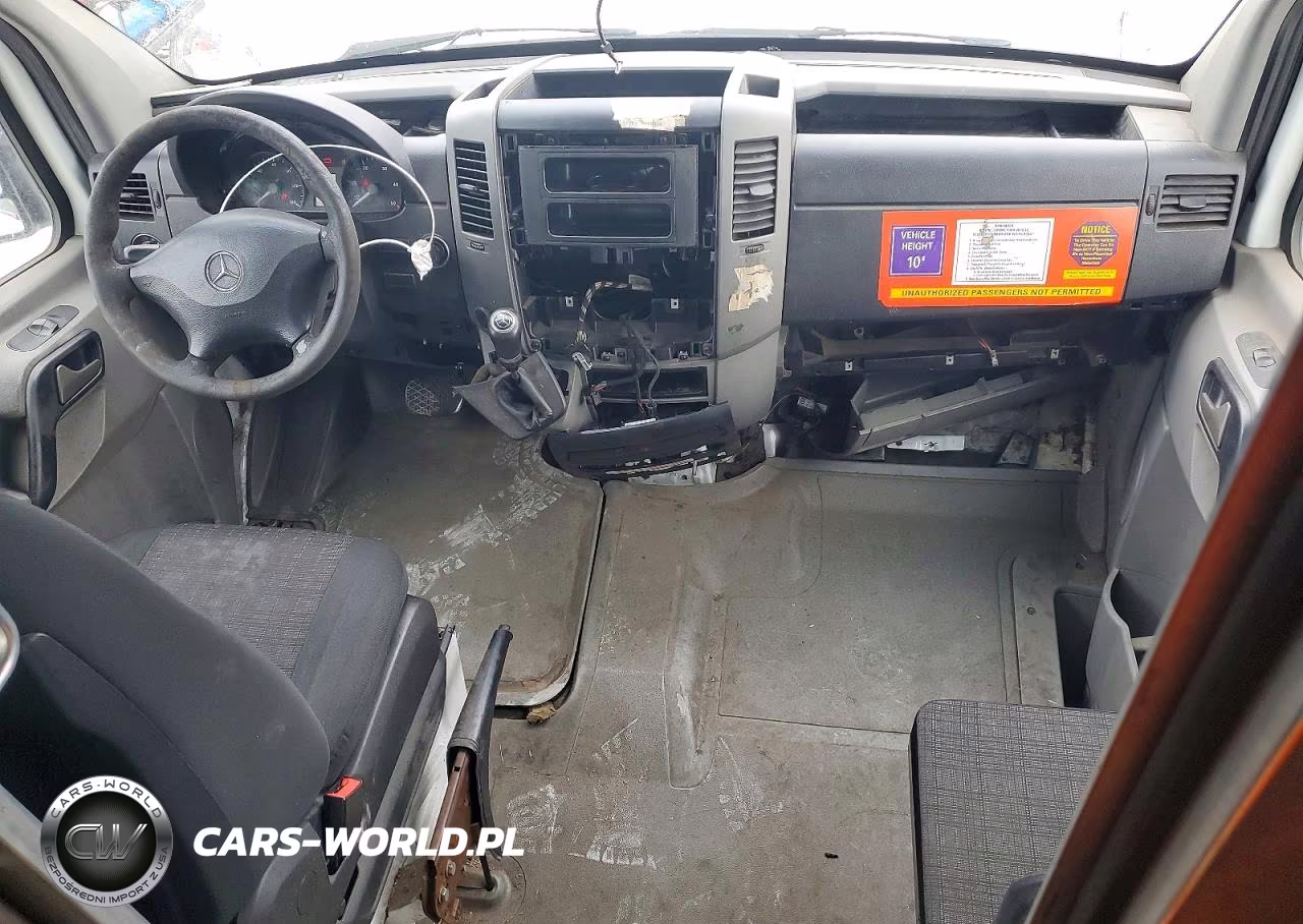2015 Mercedes-Benz Sprinter 2500 VIN:WD3PE8DB6FP131728 - 8