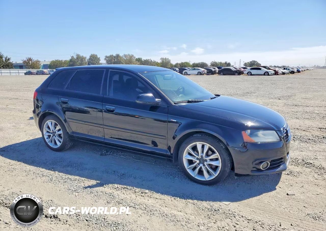 2012 Audi A3 Premium VIN:WAUBJAFM7CA005357 - 4