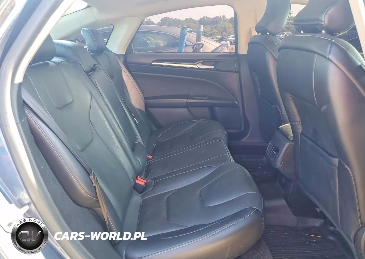 2018 Ford Fusion Titanium-Platinum VIN:3FA6P0D96JR207224 - 10