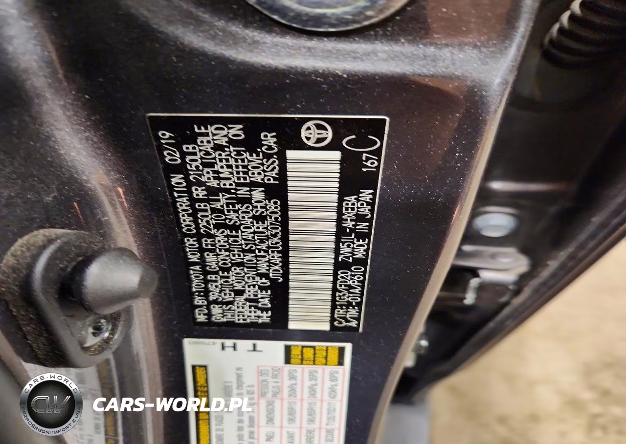 2019 Toyota Prius Le VIN:JTDKARFU3K3075085 - 12