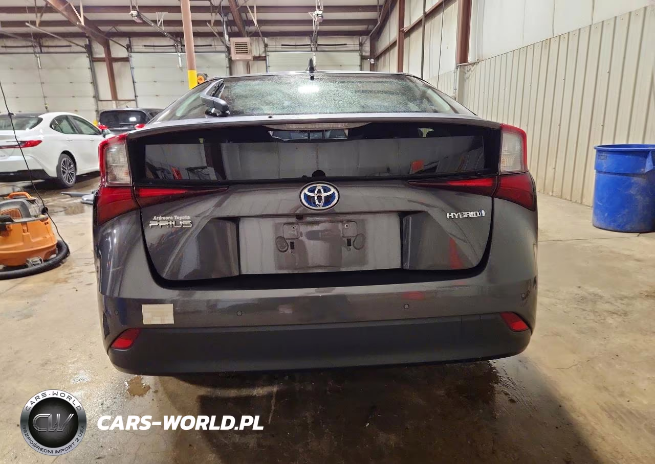 2019 Toyota Prius Le VIN:JTDKARFU3K3075085 - 6