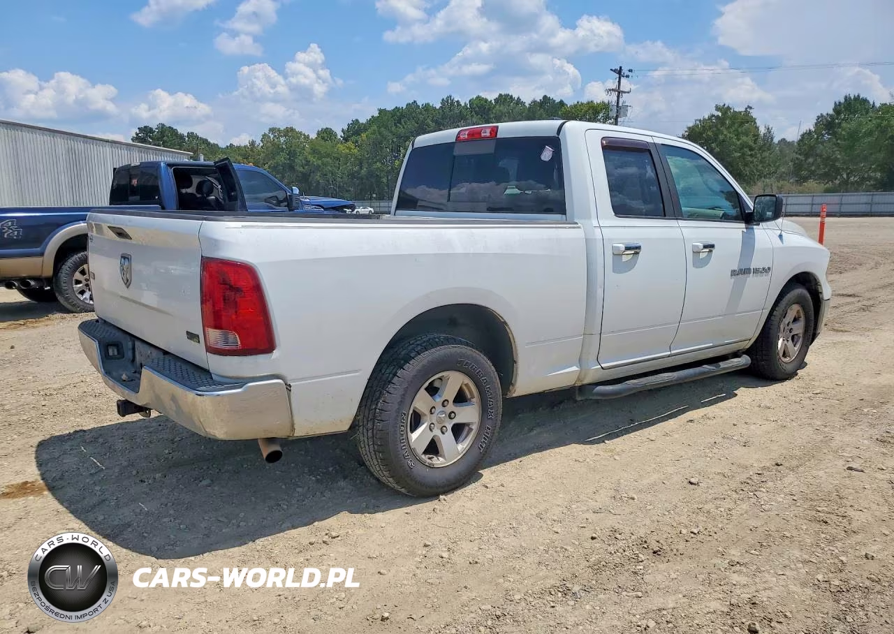 2011 Dodge Ram 1500 VIN:1D7RB1GP0BS560401 - 3
