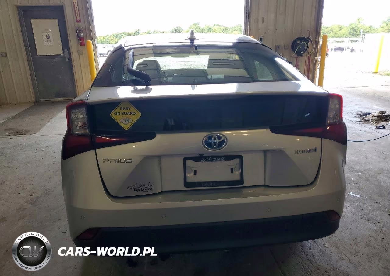2020 Toyota Prius Le VIN:JTDKARFU0L3118380 - 6