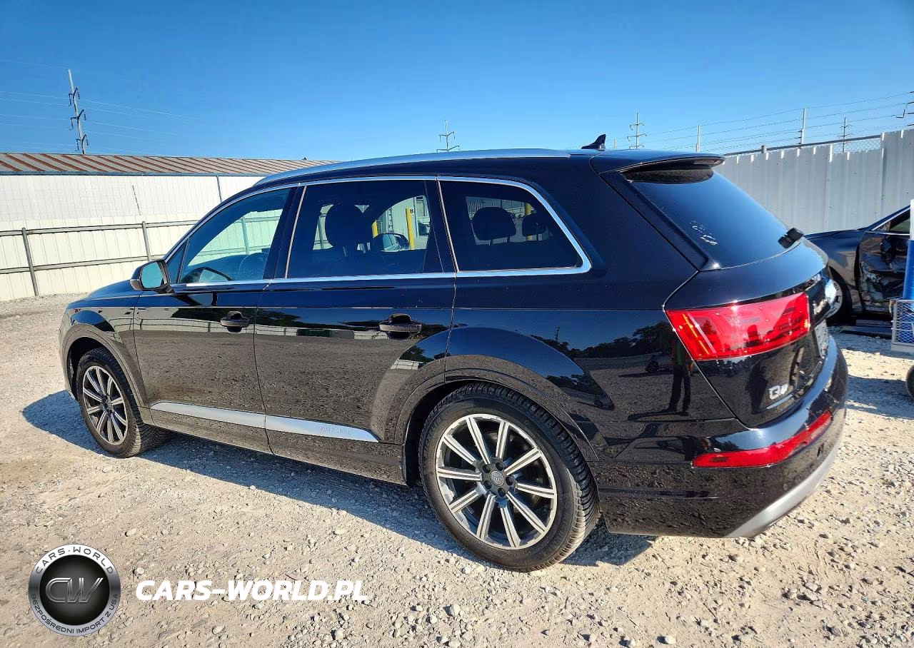 2017 Audi Q7 Premium Plus VIN:WA1LAAF72HD018230 - 2