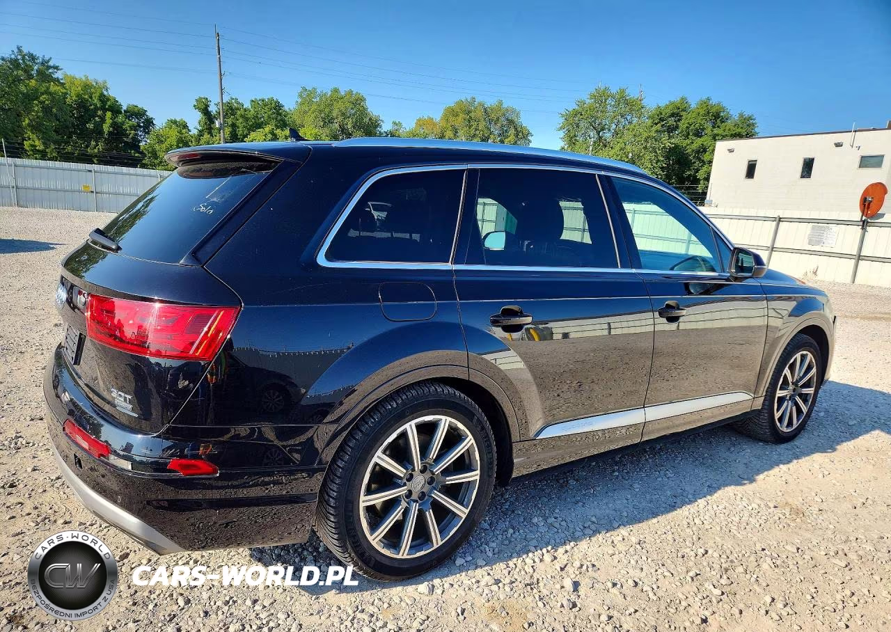 2017 Audi Q7 Premium Plus VIN:WA1LAAF72HD018230 - 3