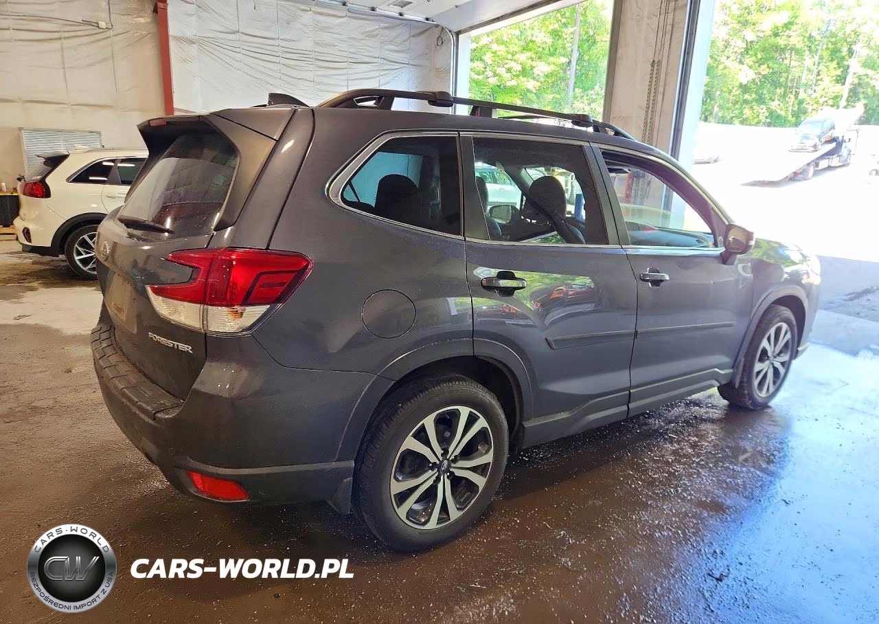 2022 Subaru Forester Limited VIN:JF2SKAPCXNH462939 - 3