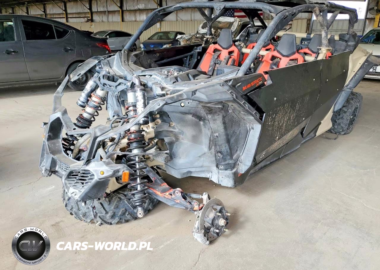 2023 Can-Am Maverick X3 Utility Vehicle VIN:3JBVNAV41PE000084 - 9