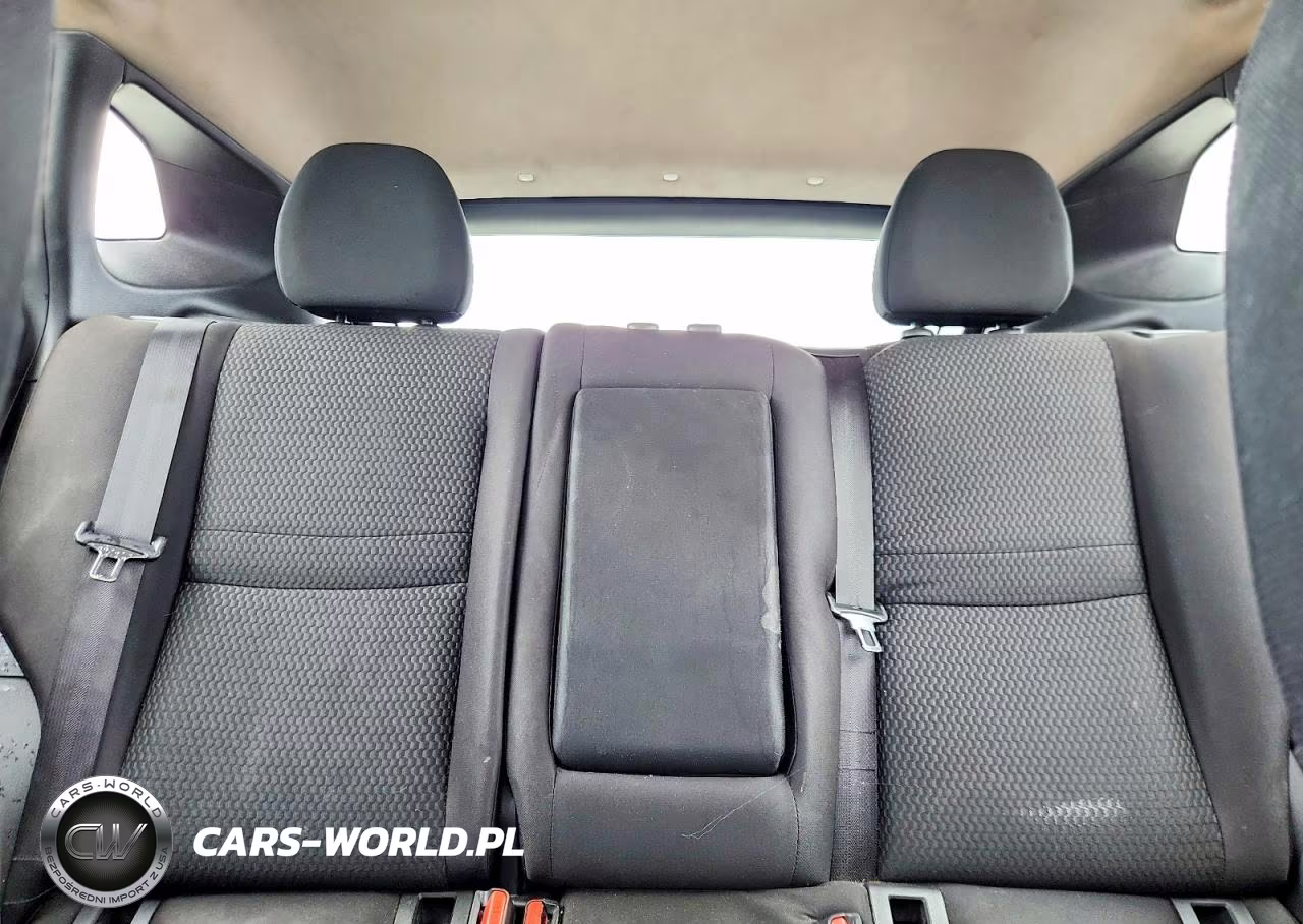 2018 Nissan Rogue Sport S VIN:JN1BJ1CP6JW191879 - 10