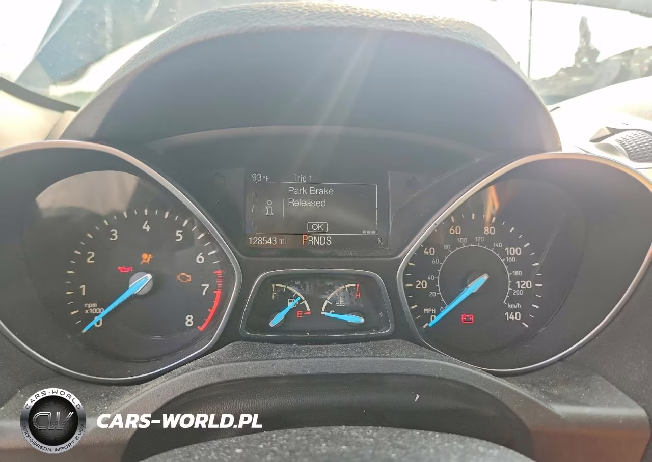 2018 Ford Escape Se VIN:1FMCU9GD8JUD58046 - 9