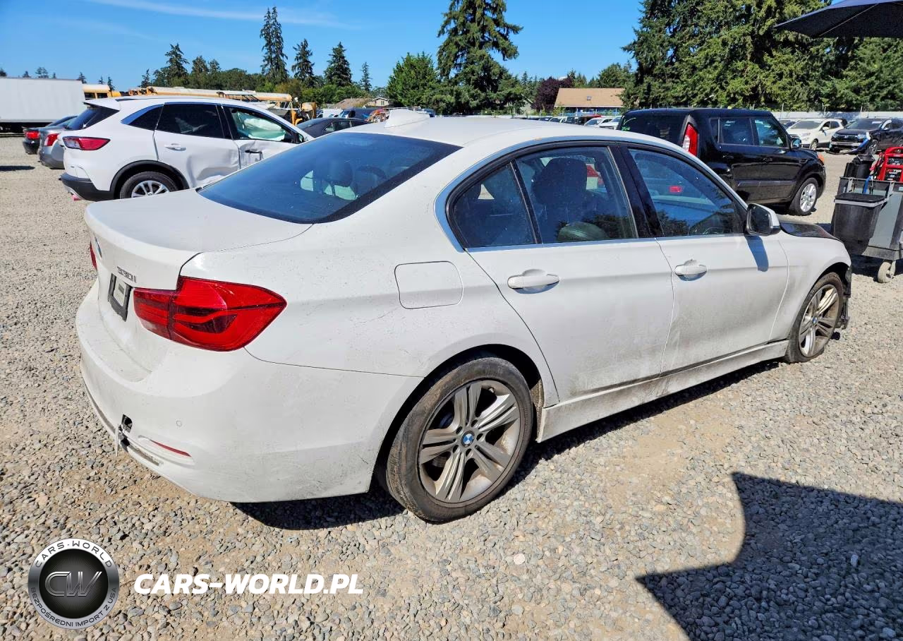 2017 BMW 330 I VIN:WBA8B9G37HNU52492 - 3