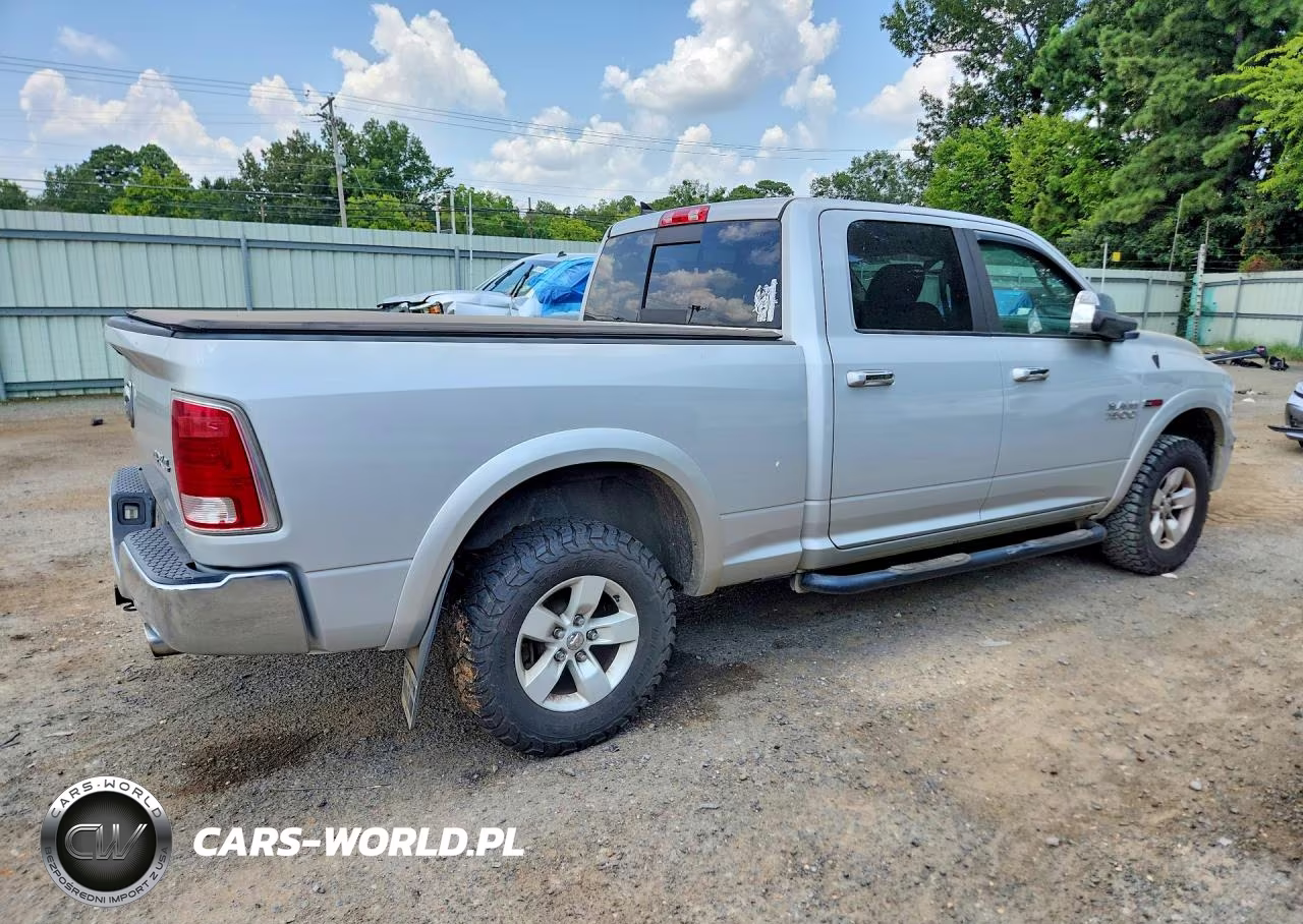 2018 Ram 1500 Laramie VIN:1C6RR7VM3JS258379 - 3