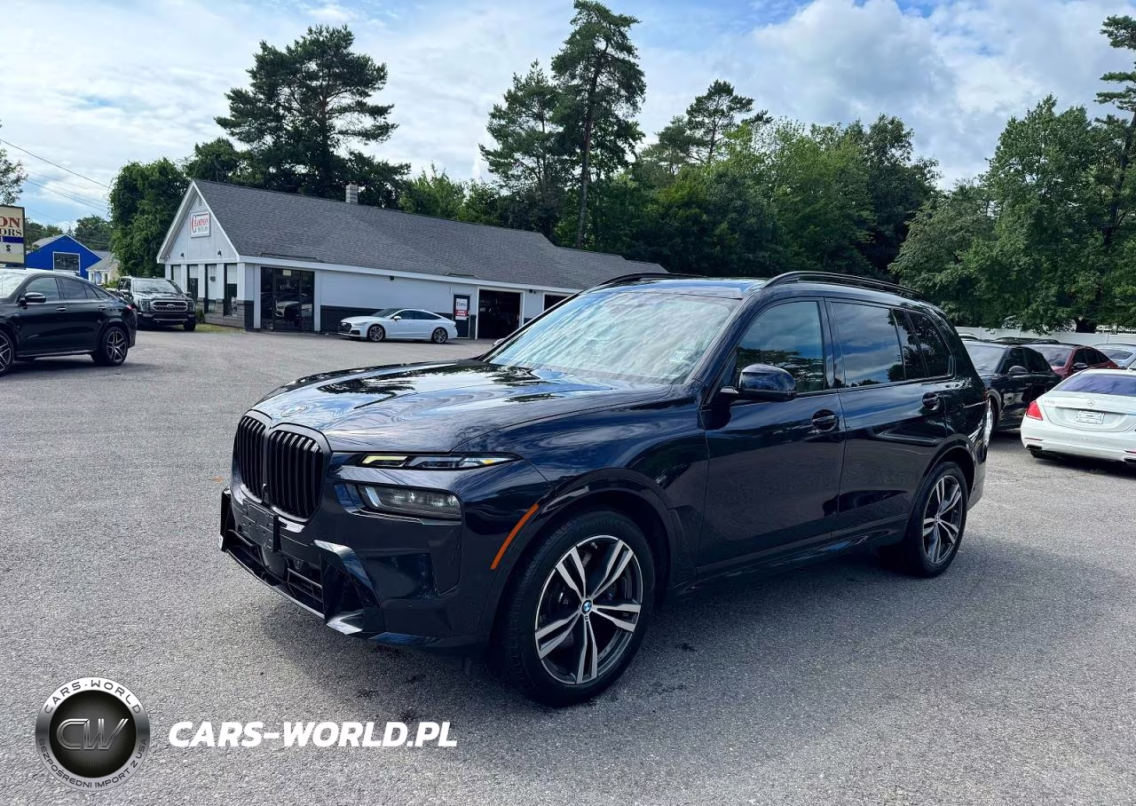 2024 BMW X7 xDrive40I – zdjęcie 1 z 10