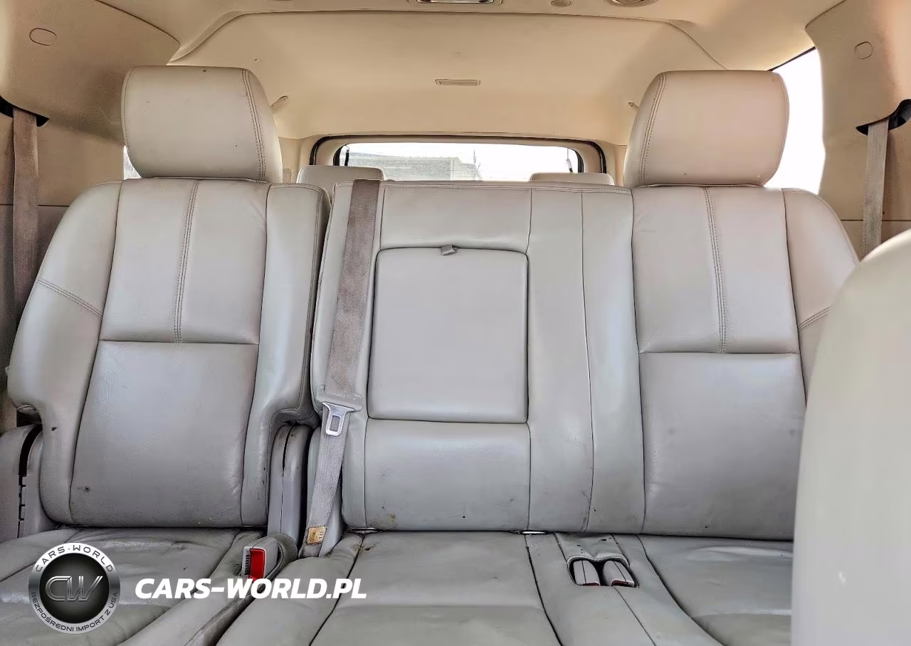 2011 Chevrolet Suburban K1500 Lt VIN:1GNSKJE30BR210731 - 10