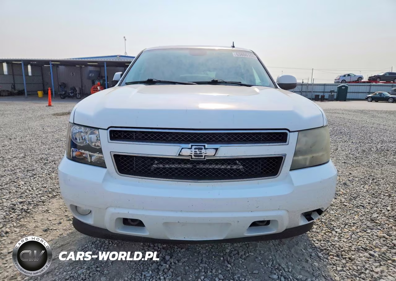 2011 Chevrolet Suburban K1500 Lt VIN:1GNSKJE30BR210731 - 5