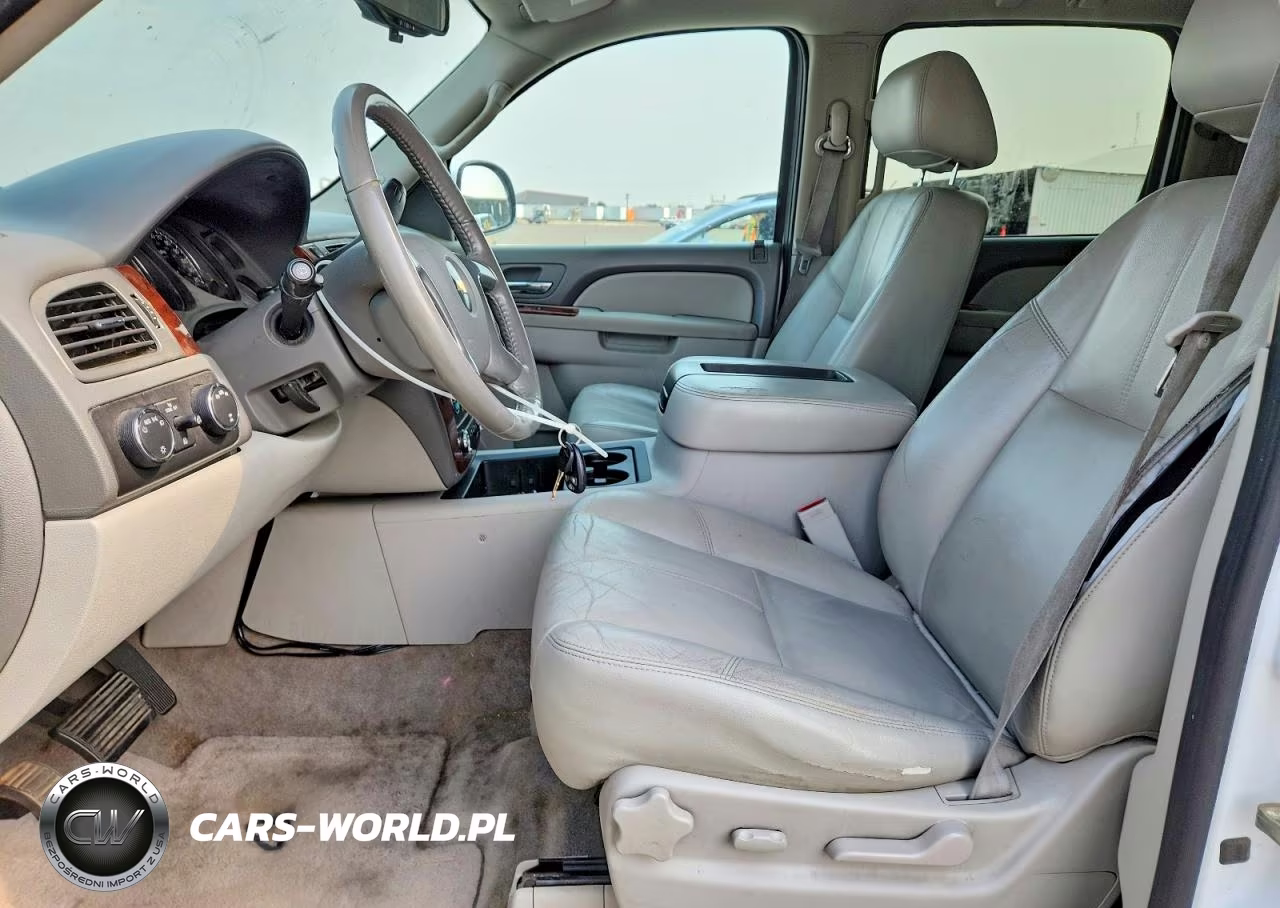 2011 Chevrolet Suburban K1500 Lt VIN:1GNSKJE30BR210731 - 7