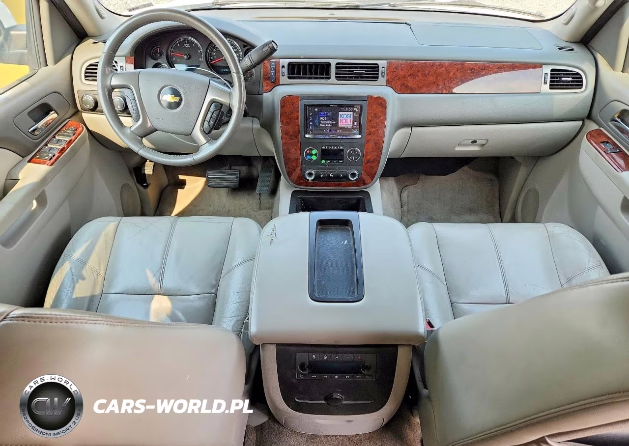 2011 Chevrolet Suburban K1500 Lt VIN:1GNSKJE30BR210731 - 8